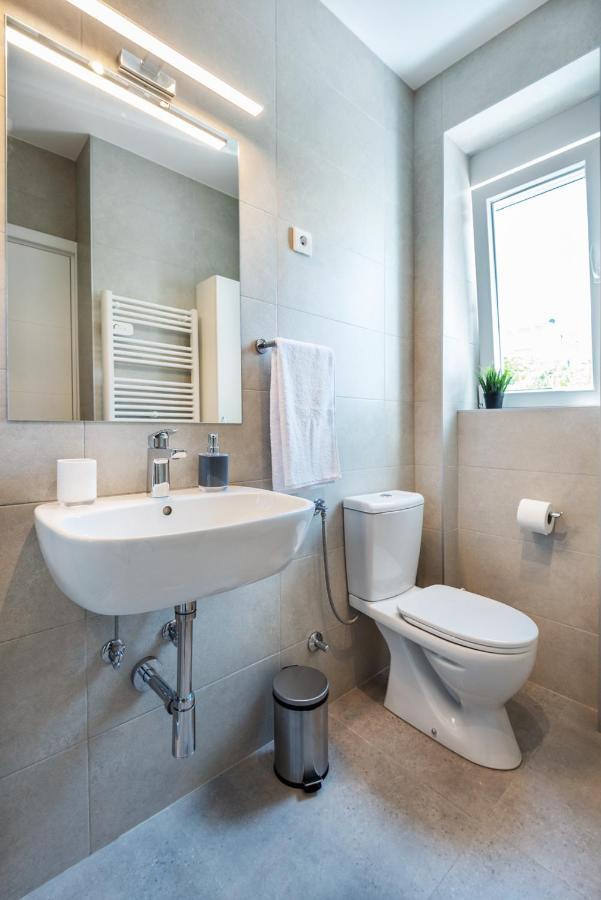 Studio Apartment Financial Park Belgrade Exterior photo